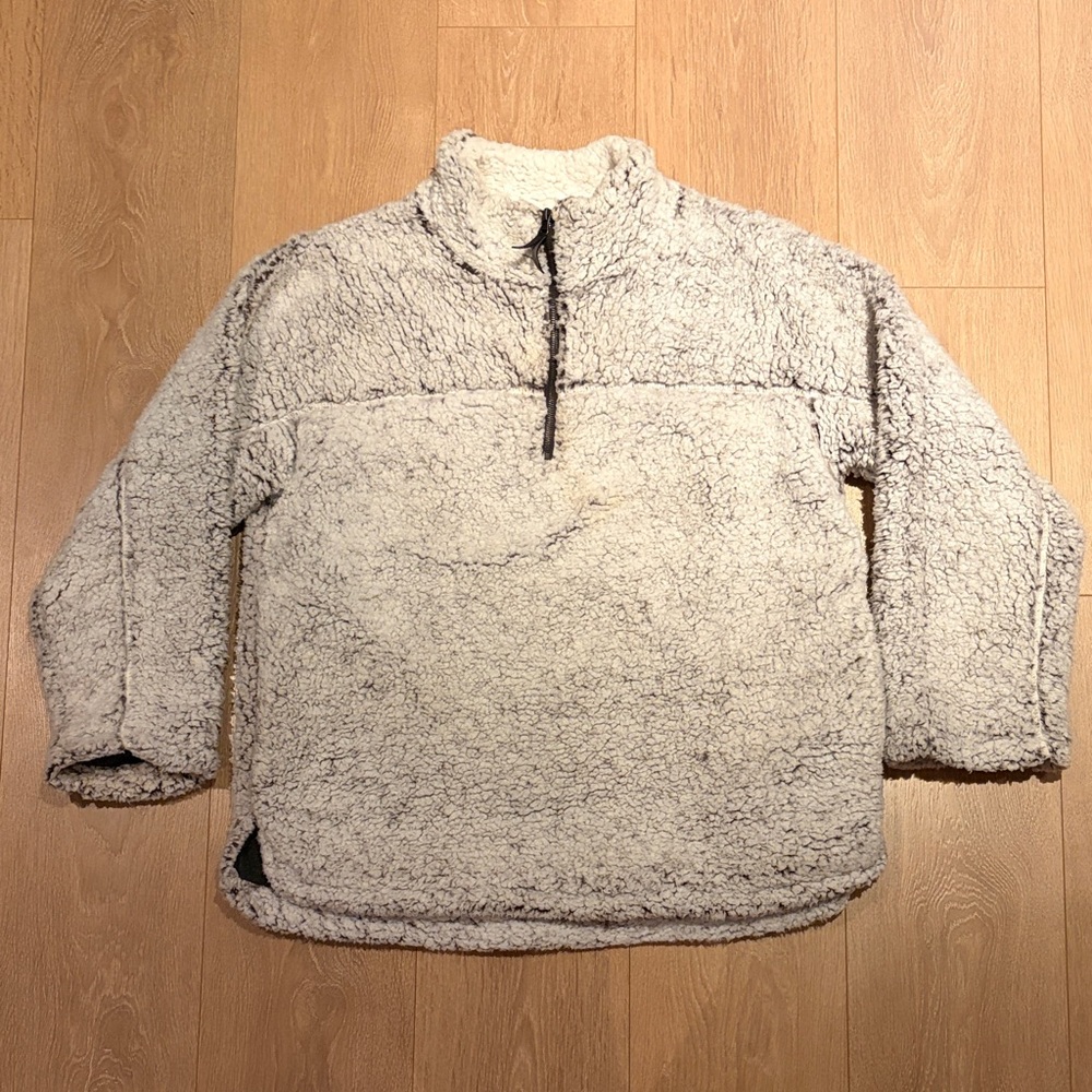 Elodie Greyish-White Sherpa Fleece